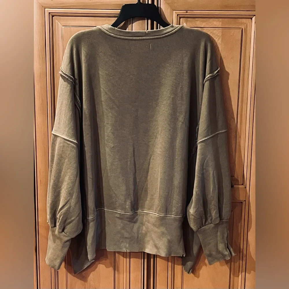 NWOT Free People Camden Sweatshirt